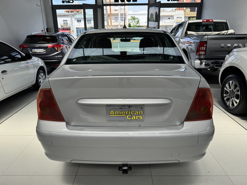 Peugeot 307 1.6 Sedan Xs 110cv Mp3