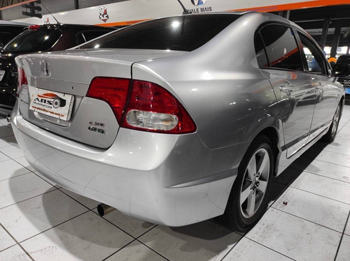 Honda Civic 1.8 Lxs 16v Flex 4p Automático