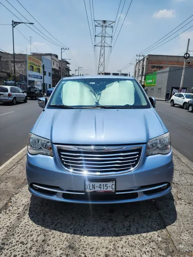 Chrysler Town & Country 3.6 Limited Mt