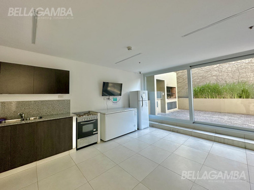 Departamento En Venta - 2 Ambientes Con Cochera Y Baulera Vicente López
