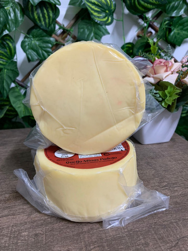 Kit 2 Queijos Minas Padrão 500g Cada Mineiro