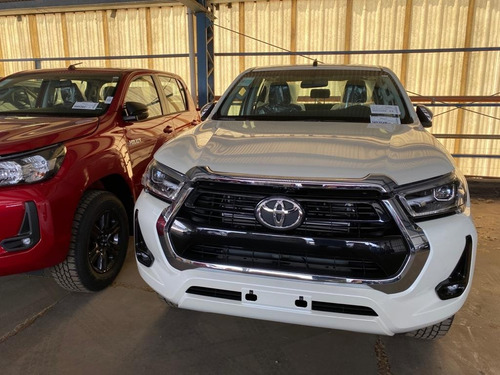 Toyota Hilux Srv 4x2 Automatica - 0km 2021