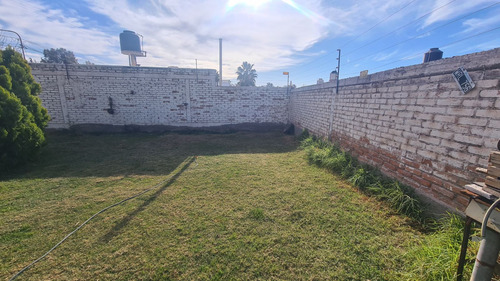 Terreno / Lote En Venta De 215m2 Ubicado En Luzuriaga