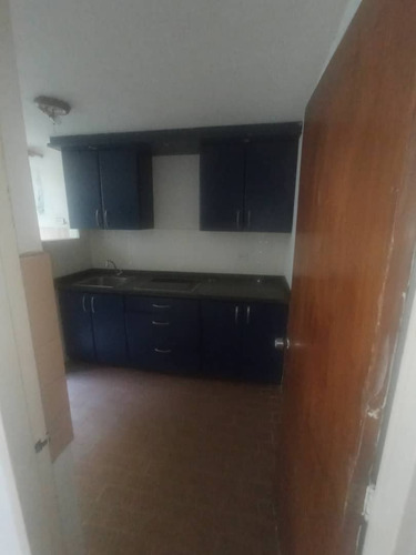 Apartamento En Venta Urb Quenda