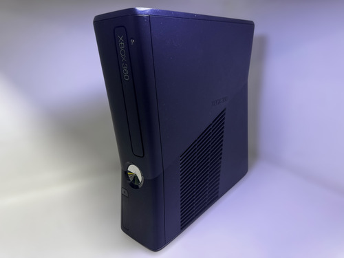 Microsoft Xbox 360 Slim 4gb Negro (Usado)