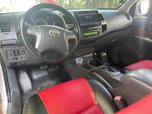 Imagen 14 de 15 de Toyoya Hilux Hilux Americana