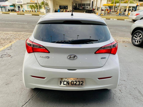 Imagem 7 de 15 de Hyundai Hb20 1.0 Comfort Plus 12v Flex 4p Manual