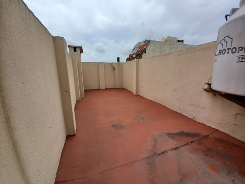 Imagen 9 de 11 de Moderno Ph 2 Amb. En Flores Con Terraza Y Parrilla