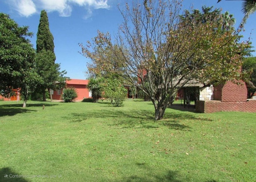 Venta Quinta 4 Ambientes Pileta Quincho Arboleda