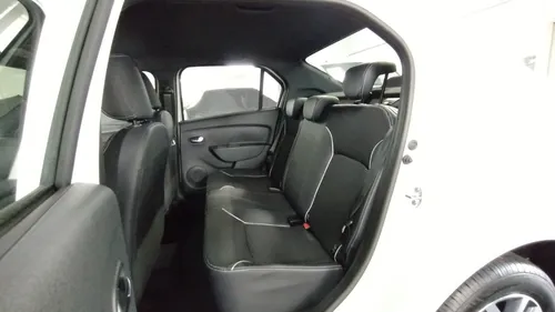 Renault Logan Zen Servicio Especial
