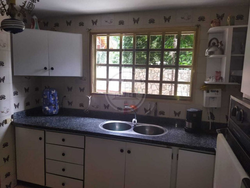 Bello Townhouse En Venta Amoblado Urb. El Castaño Sector El Samán. 002jsc