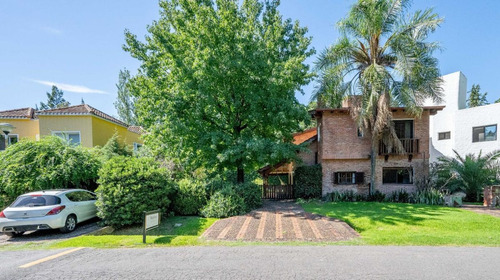 Casa En Venta Maschwitz Country Club Doble Lote