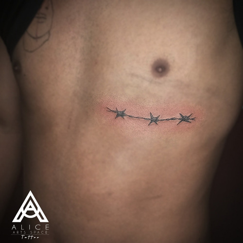Imagem 5 de 5 de Tattoo