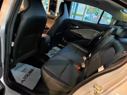Chevrolet Onix 1.0T Premier Sedan At