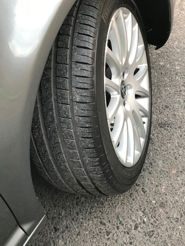 Volkswagen Bora 1.8 Highline T Tiptronic Cuero