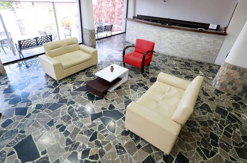 En Venta Hermosa Posada Ubicada En El Litoral Estado La Guaira, En La Bella Urbanización Playa Grande A 5 Min Del Aeropuerto De Maiquetía. Fr