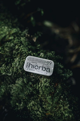Perfume Compacto Majen - Espiritu De La Hierba Tipo de envase Pote