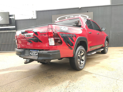 Toyota Hilux 2.8 SR CHALLENGE 4X4 CD 16V DIESEL 4P AUTOMÁTICO