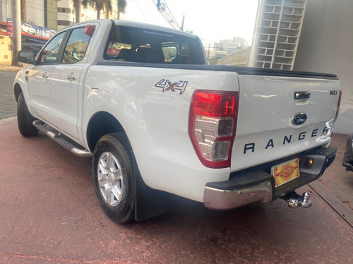 Imagem 10 de 14 de Ford Ranger Xlt 3.2 20v 4x4 Cd Diesel Aut.