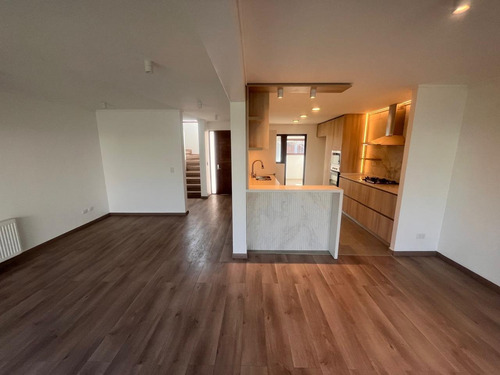 ¡remodelada! Vendo Casa 3d/3b/2est/ Altos Del Parque, Peñalo