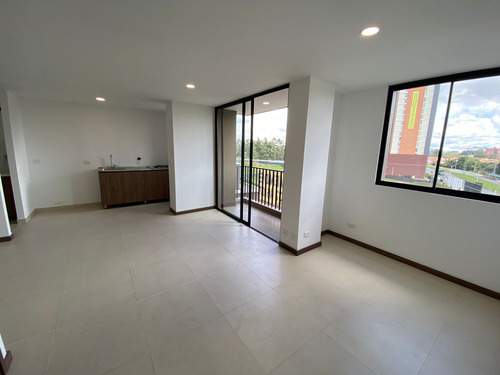 Apartamento En Venta Ubicado En Rionegro Sector San Antonio (22553).