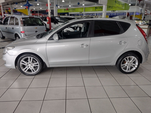 Imagem 3 de 14 de Hyundai I30 2010 2.0 Gls Aut. 5p