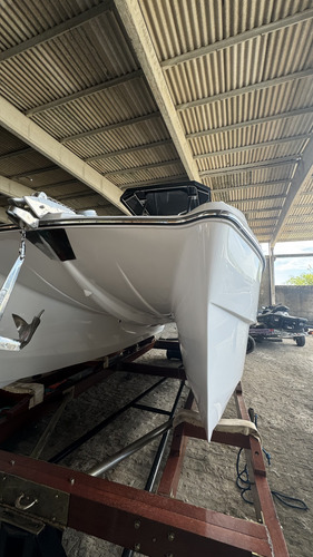 Catamarã 18 Pés Com Dois Motores De 60hp