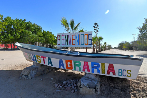 Calle Sin Nombre, Lote George