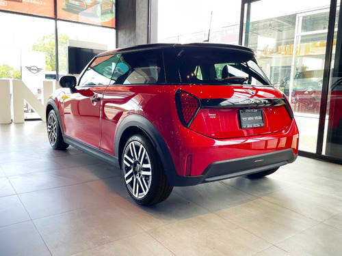 Mini Cooper S (automático) 2025