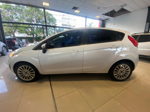 Ford Fiesta Kinetic 1.6 Design 120cv Titanium