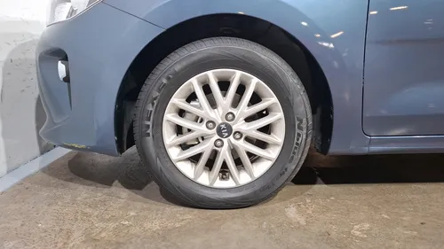 Kia Rio 1.6 EX AUTO