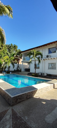 Posada En Venta En La Mira, Antolin Del Campo