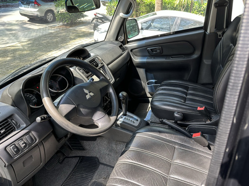 Mitsubishi Pajero TR4 2.0 4X4 16V 140CV FLEX 4P AUTOMÁTICO