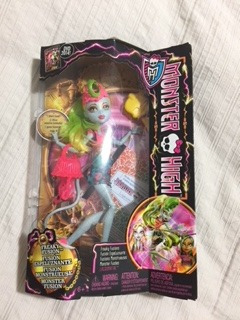 Monster High Freaky Fusion Con Dvd Y Obsequio Alcancia (40)