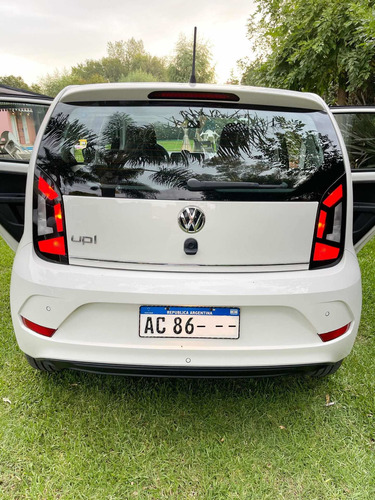 Volkswagen Up! 2018 1.0 High Up! 5 P