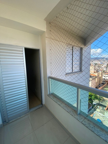 Imagem 15 de 21 de Apartamento 03 Quartos, 02 Banhos, 01 Vaga, No Bairro Sagrada Família. - 8060