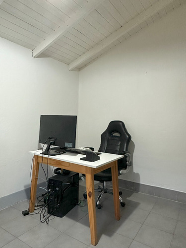 Casa En Virrey Del Pino A Pasos De Ruta 3