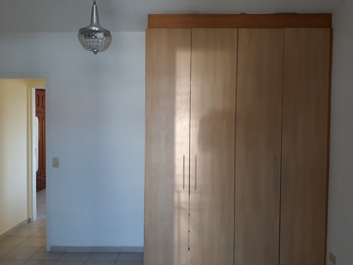 Imagem 12 de 13 de Sobrado 2 Dormitórios Suíte Garagem Fl54