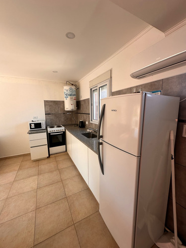 Departamento En Monte Hermoso A 200 Mts Del Mar!