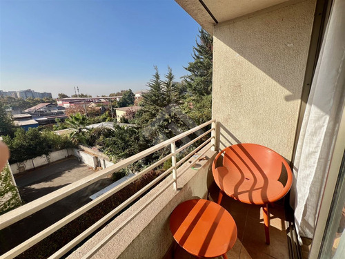 Departamento En Venta De 2 Dorm 1b 1e 1bod. En Macul