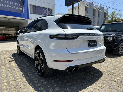 Porsche Cayenne 4.9 Turbo At