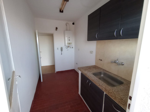 En Venta Departamento Dos Dormitorios Rio Cuarto