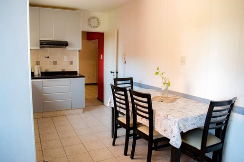 Imagen 19 de 24 de Amplio Departamento,exclente Ubicacion Con Cochera, 4 A 6 Pers. Mza Capital