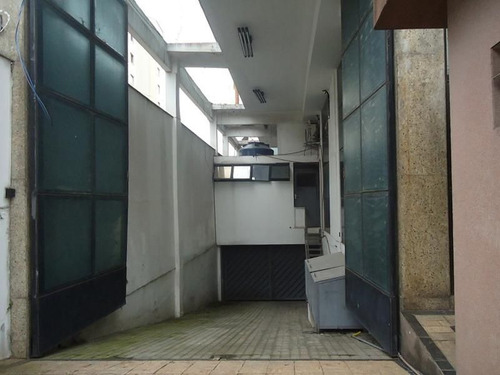 Imagem 8 de 15 de Alugo Um Prédio De 4 Pavimentos - 1447m² - 15 Vagas - Campo Belo - Pr0122