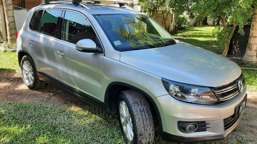 Volkswagen Tiguan 2.0 Sport & Style Tsi 200cv 2014