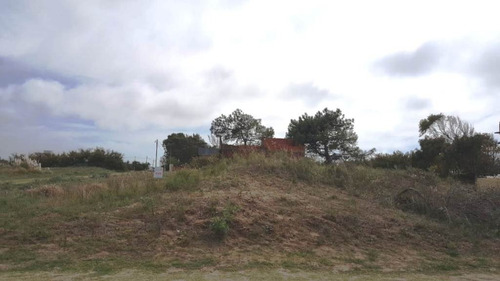 Imagen 4 de 12 de Lote En Esquina