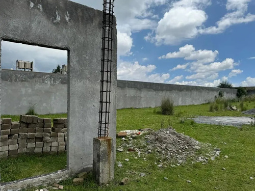 Terreno En Venta En Cacalomacan, A 2 Cuadras De Jinetes, Cerca De Calz Pacífico Y Colegio Paideia