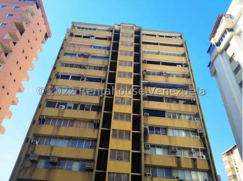 Oficina En Venta Urb Calicanto, Maracay 23-27820 Hc