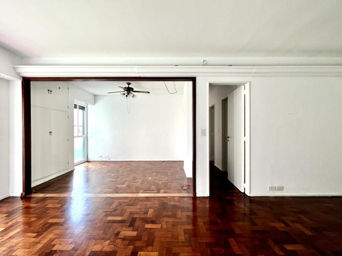 Luminoso Departamento En Venta, 4 Ambientes Con Balcón - Martínez