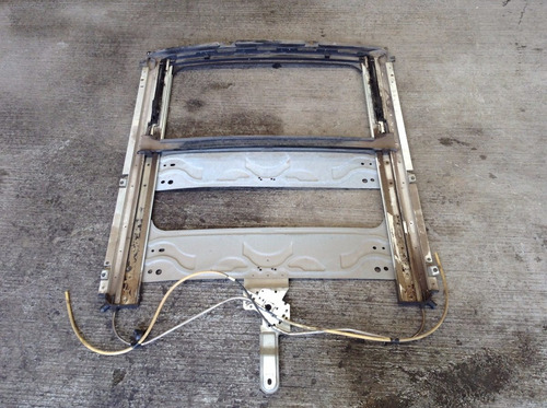 Riel Base De Quemacocos Jeep Liberty Limited 4x4 Mod 02 Oem